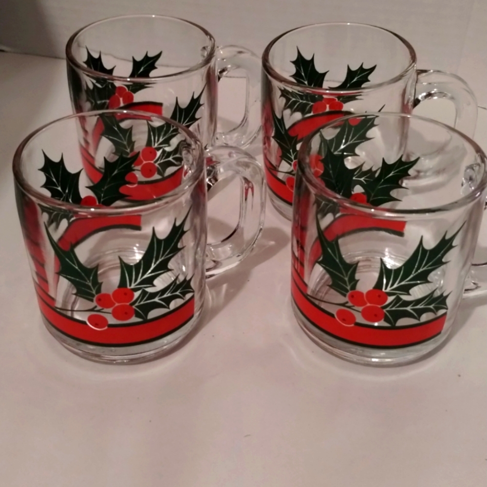 4 Rare Vintage Libbey Holly Berry Christmas Glass Mugs